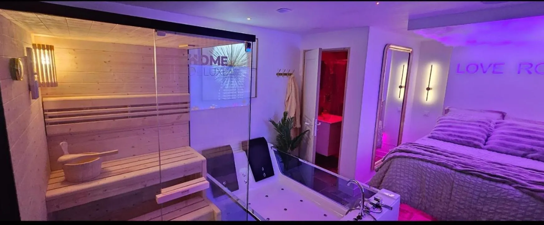 Appartamento Loveroom By Limousinelyonnaise Rive-de-Gier Francia